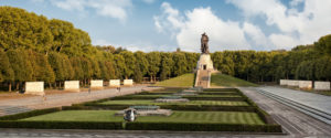 Treptow Park Full View. Photo credit Visitberlin.de