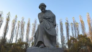 Weeping Mother Russia Statue. Photo credit Liberation Route Europe